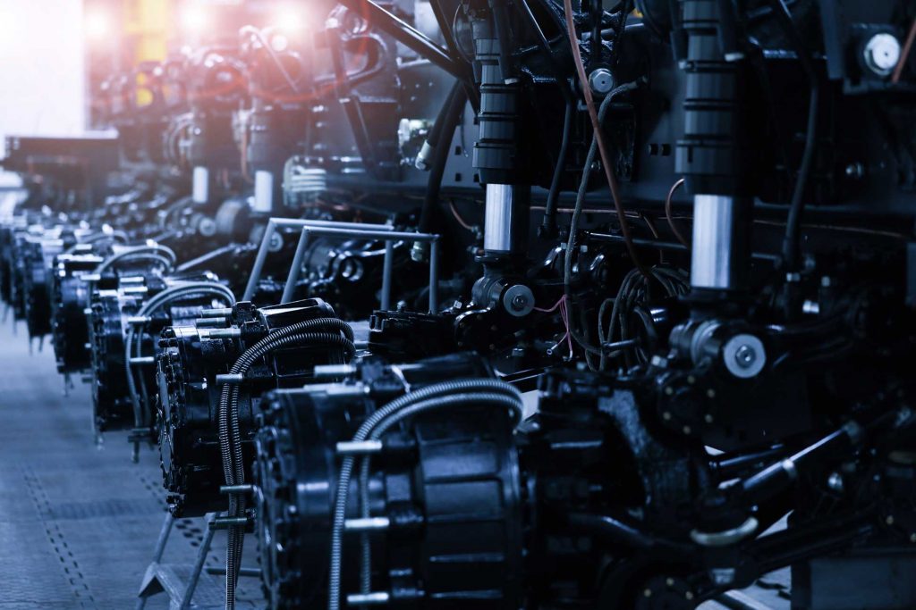 Instandhaltung der Schraubanlage in der Produktion